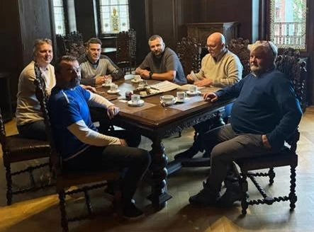 Vytváření partnerství